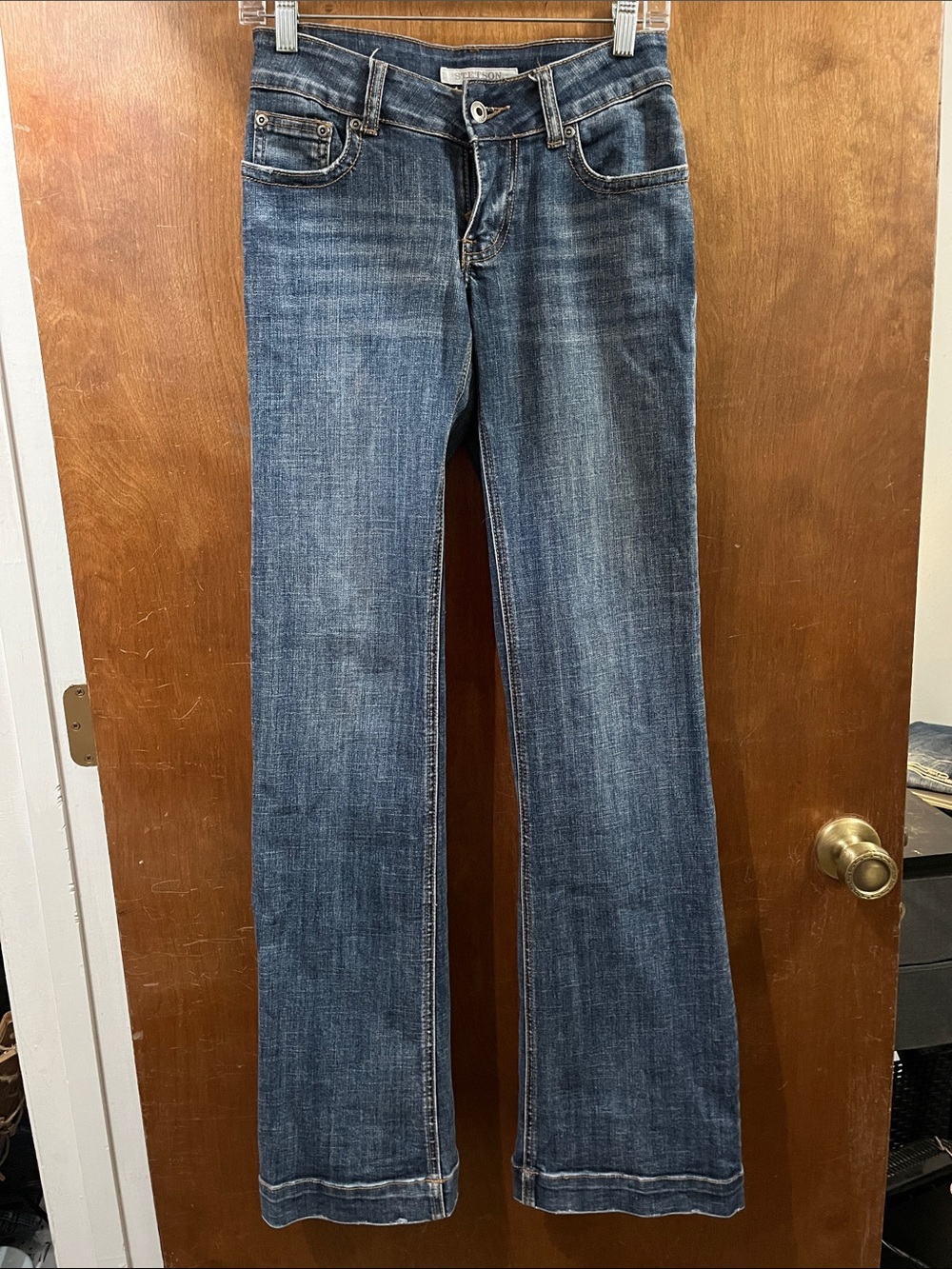 Stetson Women's Flare Jeans in Medium Blue Wash